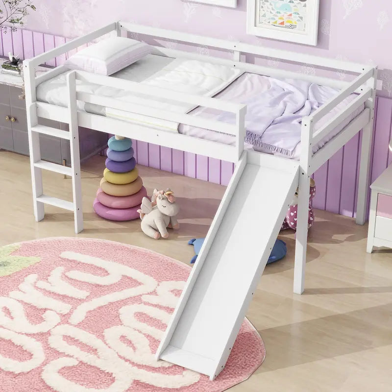 Letto a soppalco singolo con scivolo e design ribassato