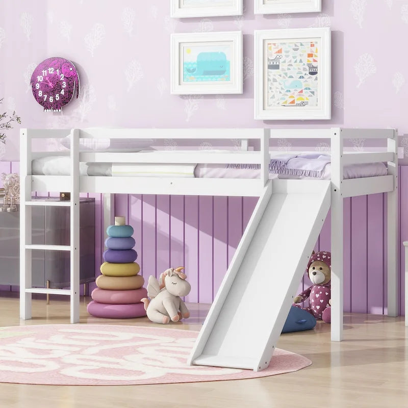 Letto a soppalco singolo con scivolo e design ribassato