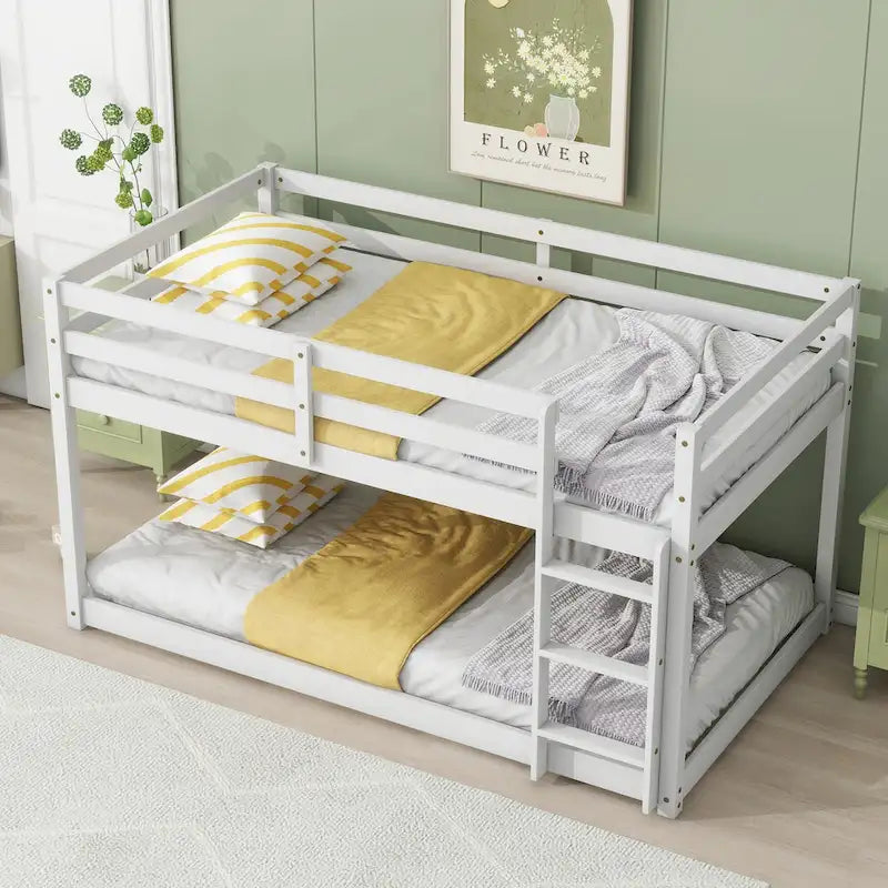 Letto a soppalco singolo con due reti a piattaforma da 13 doghe e design a basso profilo