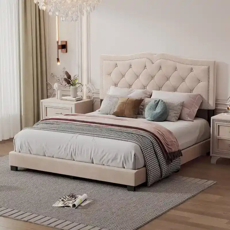 Struttura letto imbottita queen-size con dettagli a rivetto – Camera da letto moderna