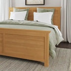 Letto matrimoniale artigianale con due comodini a giorno – Finitura rovere chiaro